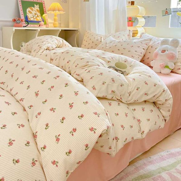 Ins Pink Floral Bedding Set For Girls Couple Duvet Cover and Flat Sheet Pillowcase Soft Bed Linen Washed Cotton Home TextilesC241021