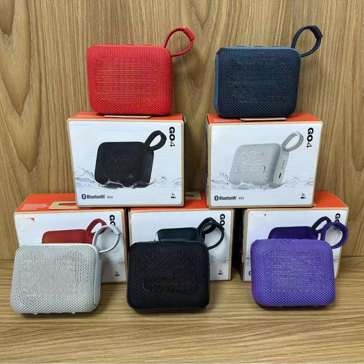 CLIP4 Music box fourth generation wireless Bluetooth speaker Sports hook card convenient for small speakers outdoor portable speakers