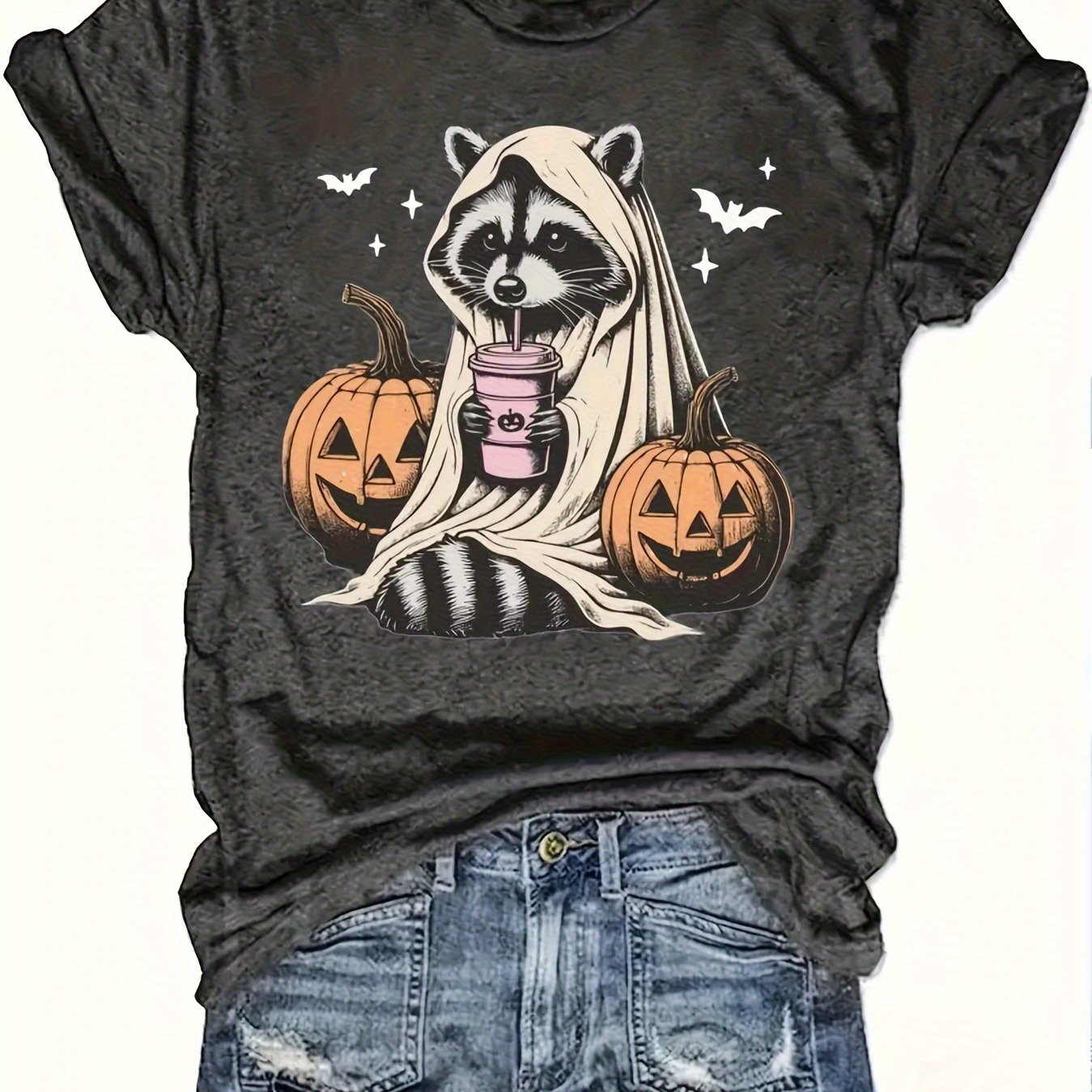 TEMU Women's Halloween T-shirt - Cute Raccoon Costume With Pumpkin, Dark Grey Halloween Graphic Top For Women, Casual Shirt For Costume Parties &