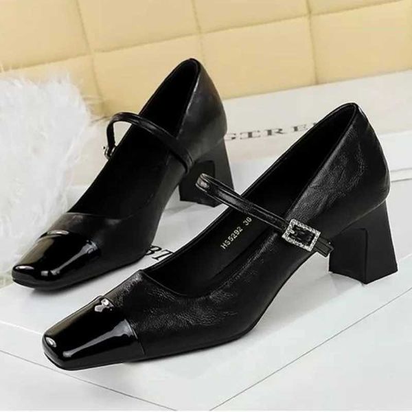 Women Black Leather Mary Janes Shoes Fashion Rhinestone Thick Slingback High Shoes 2024 Elegant Office Professional Shoes 250113