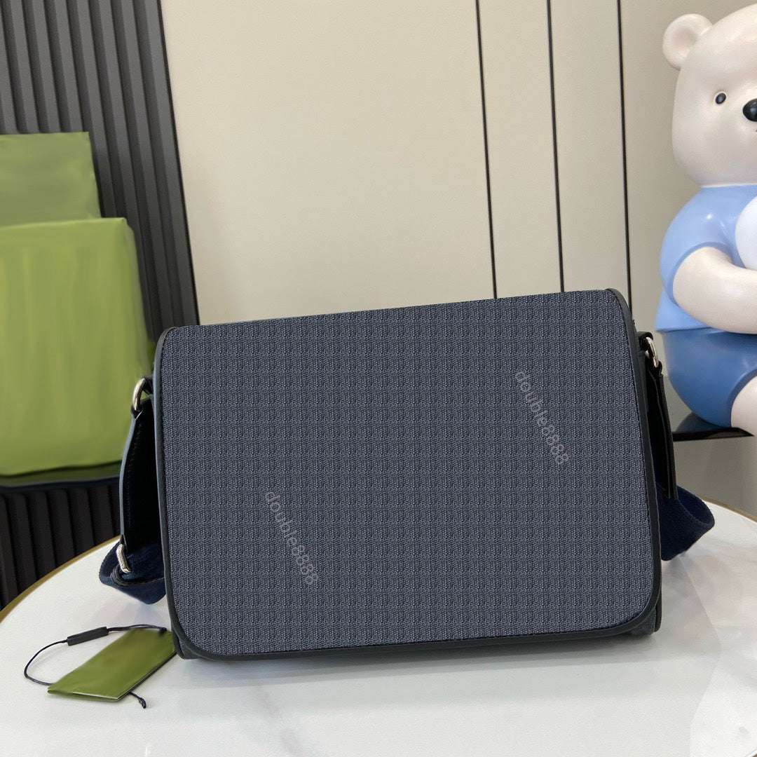 luxury man Crossbody Messenger Bag Tote Handbag Men Fashion Casual Luxury Designer Shoulder Bags TOP Quality Purse Pouch belt bag chest bag Daily ba