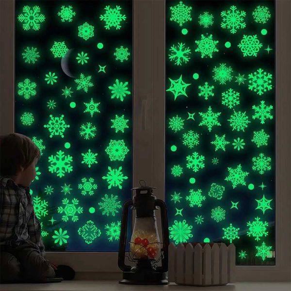 93pcs Christmas Window Stickers Decorative Films For Glass Windows Glow In The Dark Snowflakes Home Party Decorations Decals Y240810
