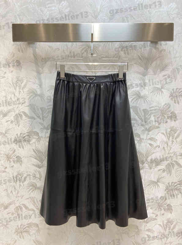 Skirt Dress For Women Fashion Brand Classic Triangle Leather Skirts Dresses Autumn And Winter High Quality Dress Luxury Designer Womens Clothing 091