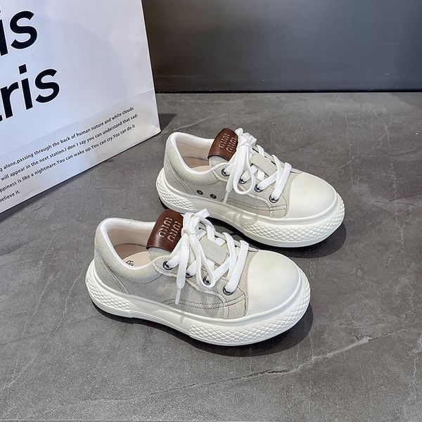 Lightweight 2024 Spring New Fashion Skateboarding Shoes Casual Shoes Denim Ultra Light Thick Sole Women&#039;s Shoes Trendy