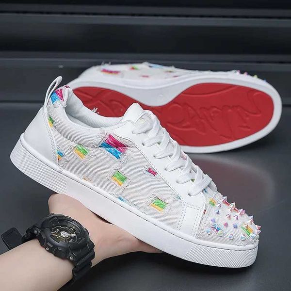 Tênis de tênis casuais designer rebite punk tábio sapatos de couro de moda altura respirável aumentou plataforma plana shoesc241203