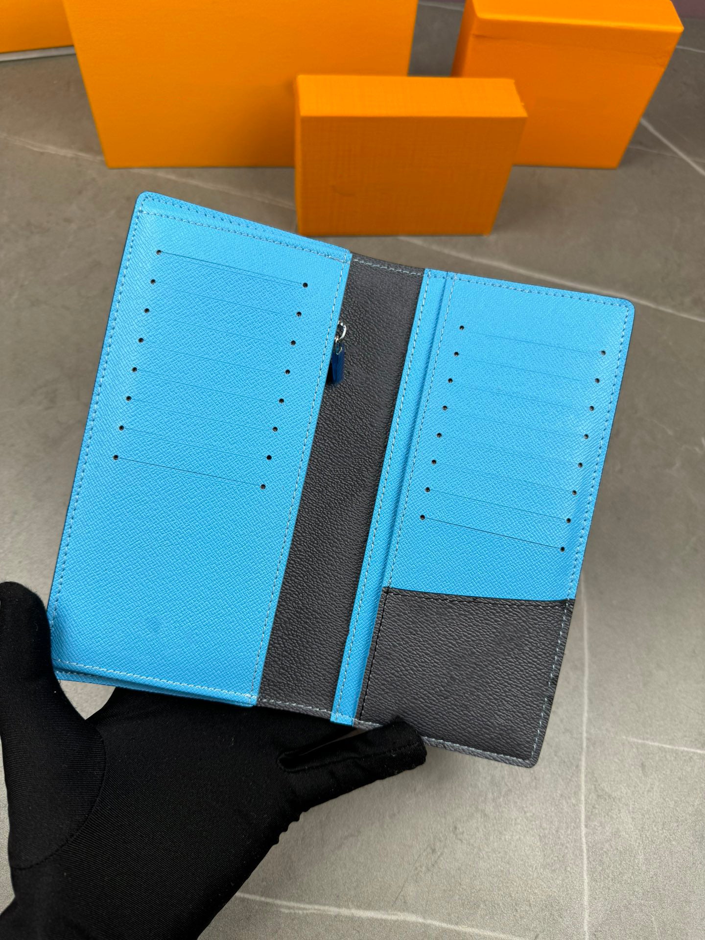 Designer wallet card holders Fashion luxury Pocket Organizer Man Womens New Grayish blue Short Luxury Credit card clip the card box business card co