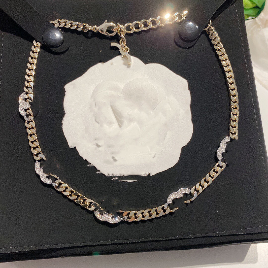 Long sweater chain Women&#039;s Brand Jewelry C Pendant Necklace Double Letter Designer ccity Gold silver Necklaces Girl chokers man hgg