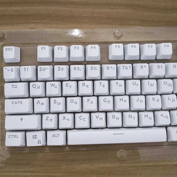 104 Keycaps Russian Translucent Backlight Keycaps Compatible For Cherry MX Keyboard Switch GOLX241031