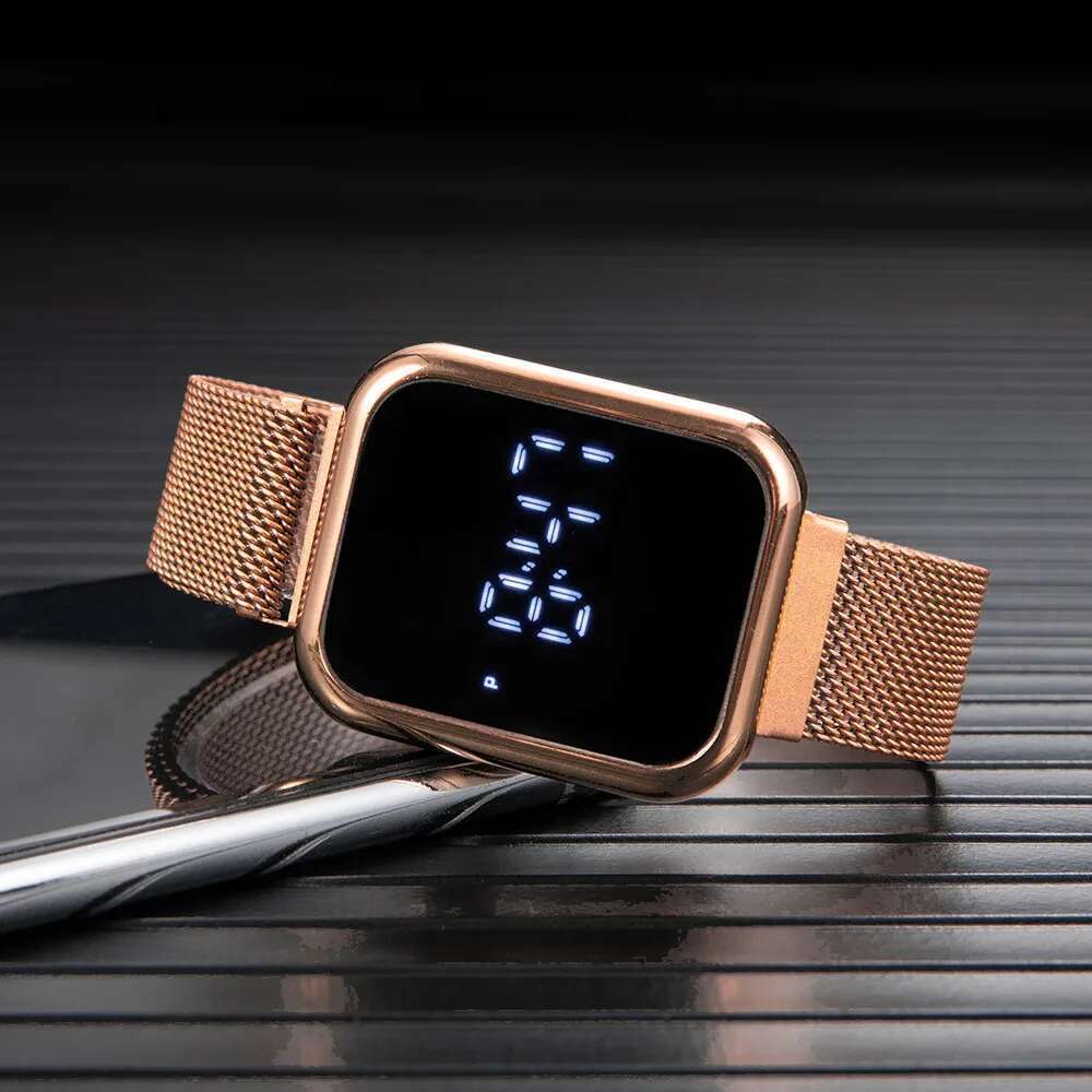 Casual Digital Watch for Men Women Rose Gold LED Watches Magnetic Metal Mesh Band Fashion Simple Ladies Electronic Clock