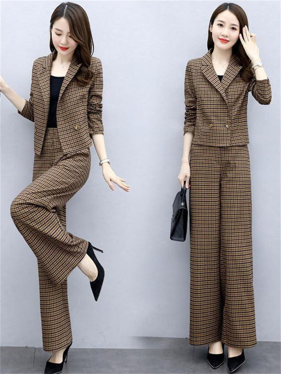 G312Elegant Ladies&#039; Western Plaid Coat and Pants Ensemble - Contemporary Korean Inspired Attire for Transitional Weather