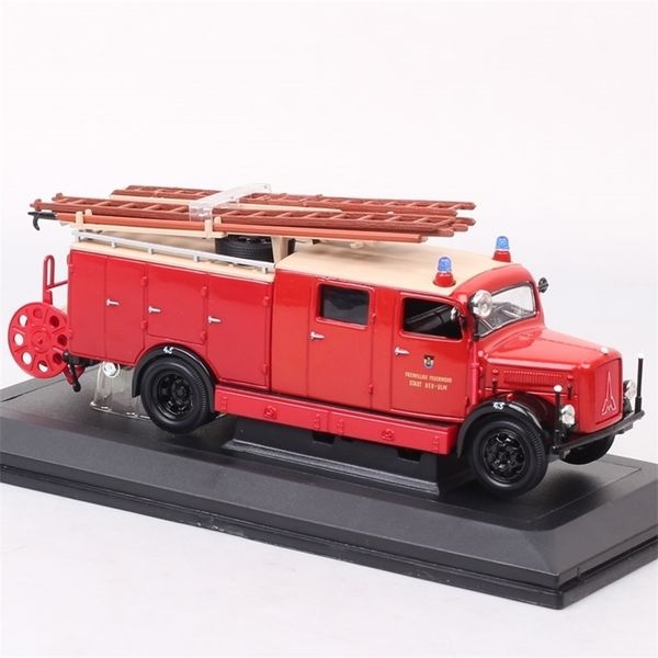 Diecast Model car Kids 1-43 Scale 1941 Magirius Deutz S3000 SLG Germany Fire Truck Engine Ladder Lorry Diecasts Toy Vehicles Car Models Repl