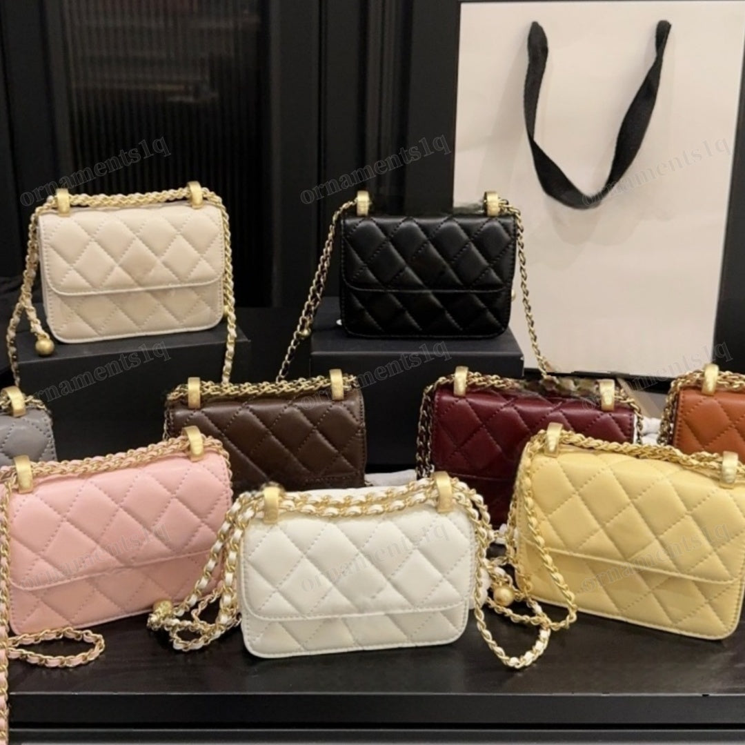 Luxury Cosmetic Bag with Shoulder Strap Crossbody Bag High Quality Leather Mini Lipstick Bag Designer Makeup Bag Mini Cute Womens Vanity Case Should