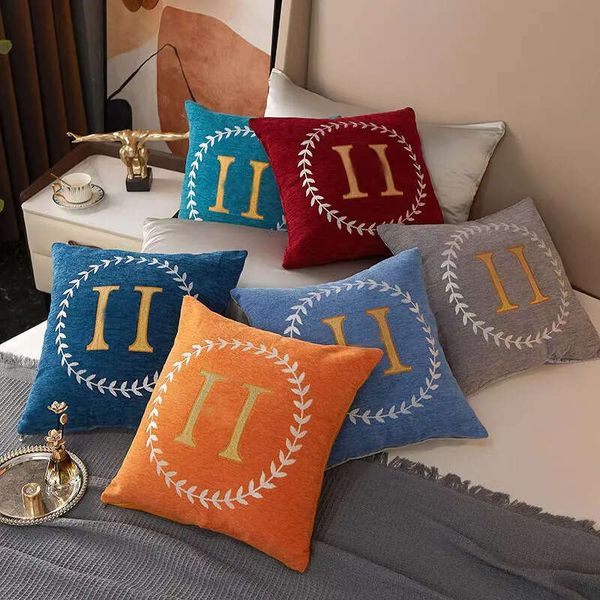 Cover Cushion Elegant Square Horse-Embroidered Perfect Addition For Living Room Furniture And Bedding
