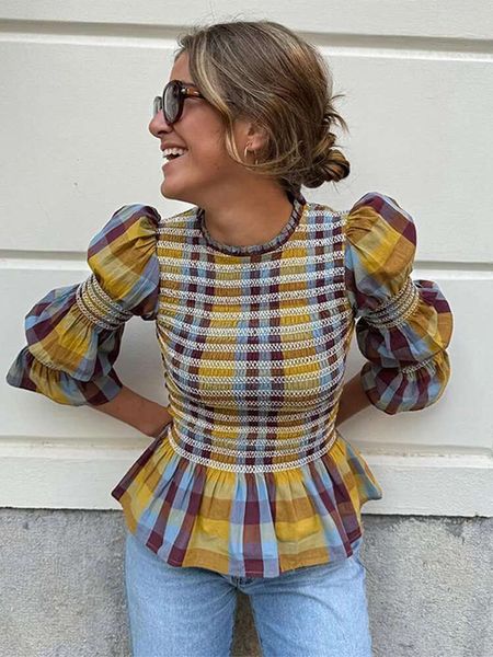 New Spring Retro Slim Fit Plaid Pleated Top Fashion Woman Round Neck Bubble Sleeves Fluffy Tops 2025 Chic Lady Streetwear