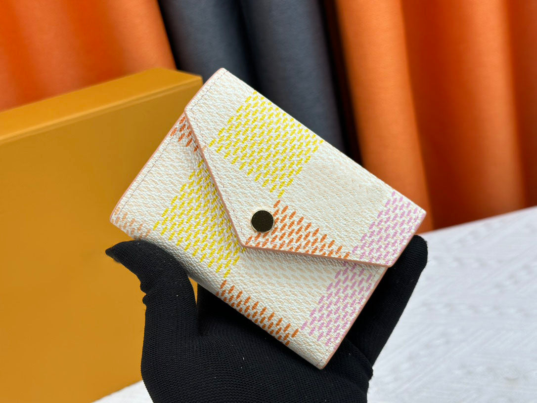 2024 series Damierlicious Designer Card Holder Womens Cards Holders VICTORINE Mini Wallets Coin purse pocket Interior Slot Pockets chess zippie bag