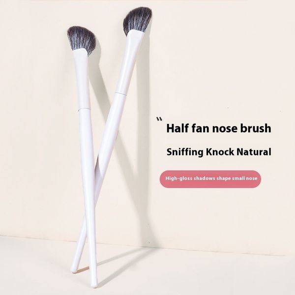 Half fan-shaped finger abdomen sickle shadow contouring high gloss profile brush, nose makeup brush