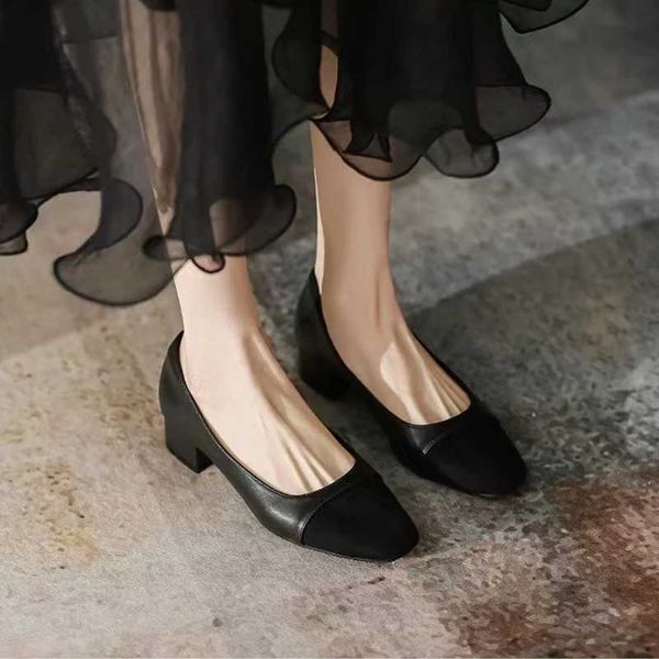 High Quality Summer New Pointed Toe Sandals Fi Low Square Flat Shoes Korean Colorful Mahing Party Womens Shoes Chaussure Womens Shoes T24102