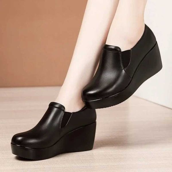 High Quality Wedge shaped womens shoes trend platform boots round womens pump womens black swing shoes spring autumn mom shoes Bota Feminina