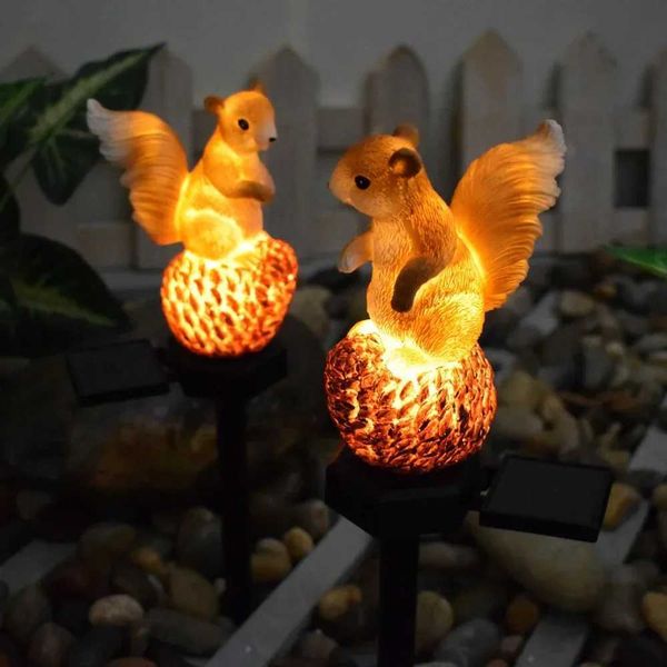 Solar Garden Lawn Light Resin Squirrel Floor Light Waterproof Outdoor Garden Landscape Spotlight LED Lighting Decoration X241102