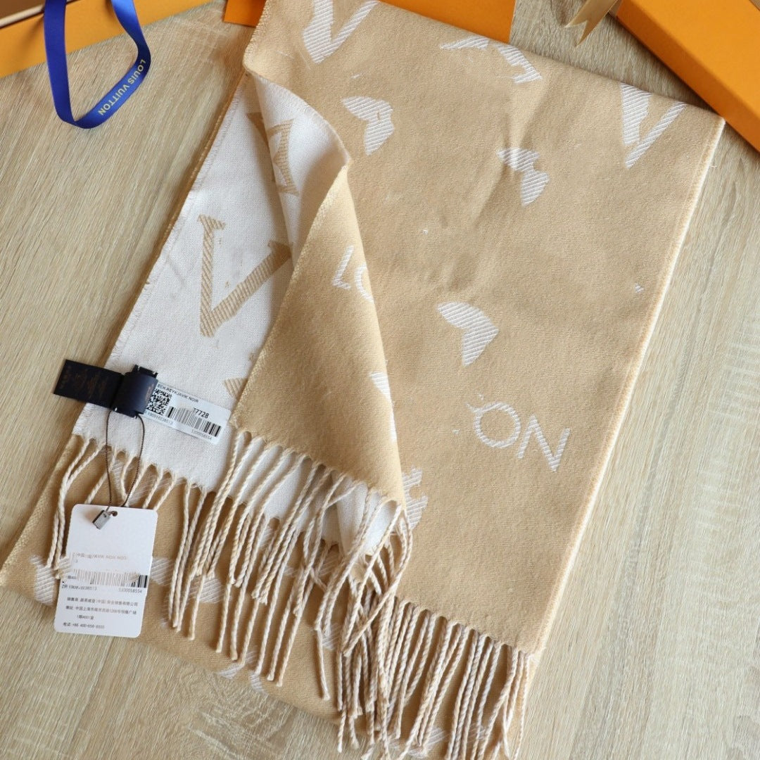 High Version Letter Cashmere scarf Old Flower Clover designer Scarf women Tassel Winter scarves 180*48cm Pashmina all match wraps