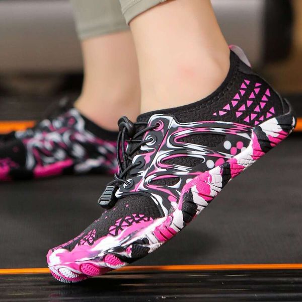 Sneakers men women summer new lightweight men outdoor hiking couples swimming for women quick drying five finger water sport shoes