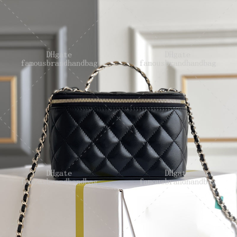 Vanity Case 16CM Lambskin Leather Cosmetic Bag Mirror quality Chain Bag Designer Crossbody Bag Makeup Bag With Box 24C20C