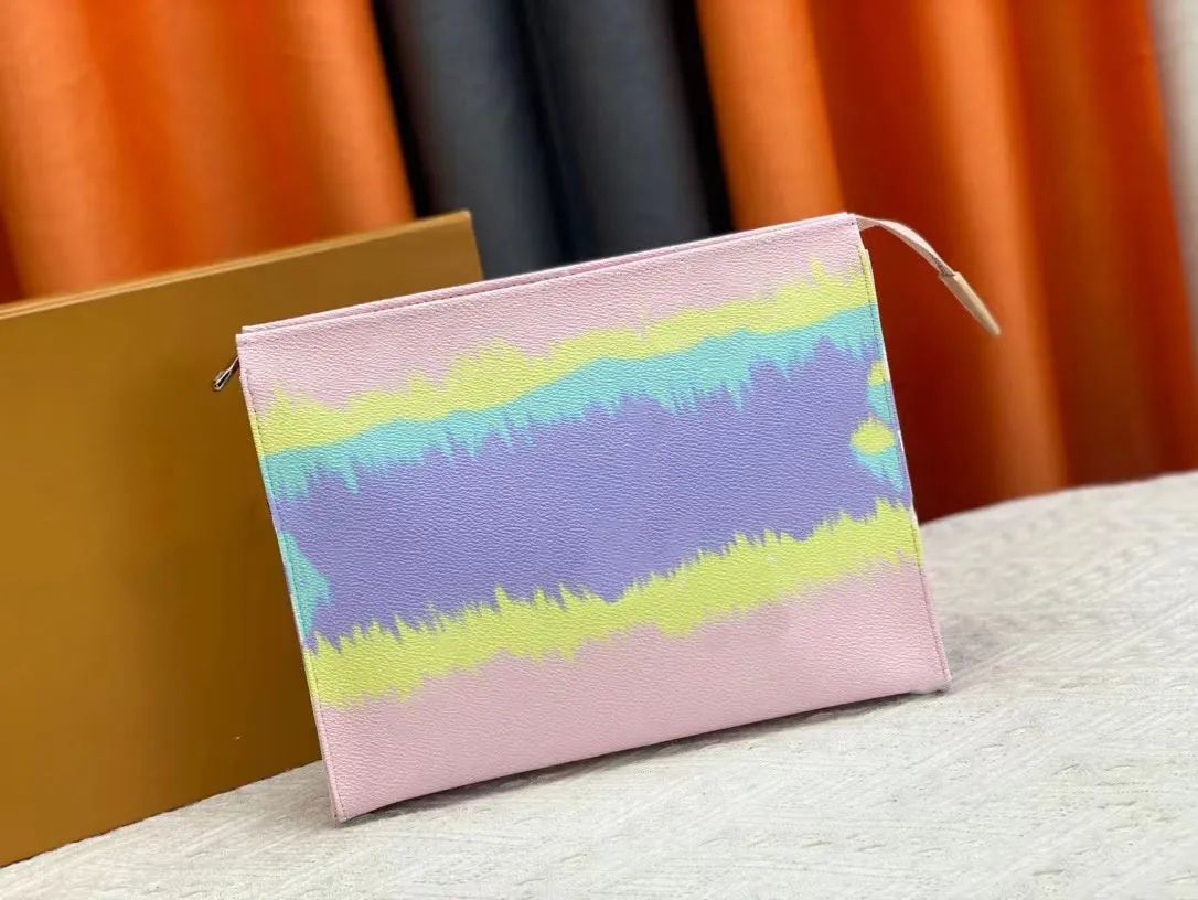 luxury designer bag Clutch Bags Toiletry Pouch Handbags Purses Men Wallets Women Handbag Shoulder Bag genuine leather Wallets Card Holder Chain Key