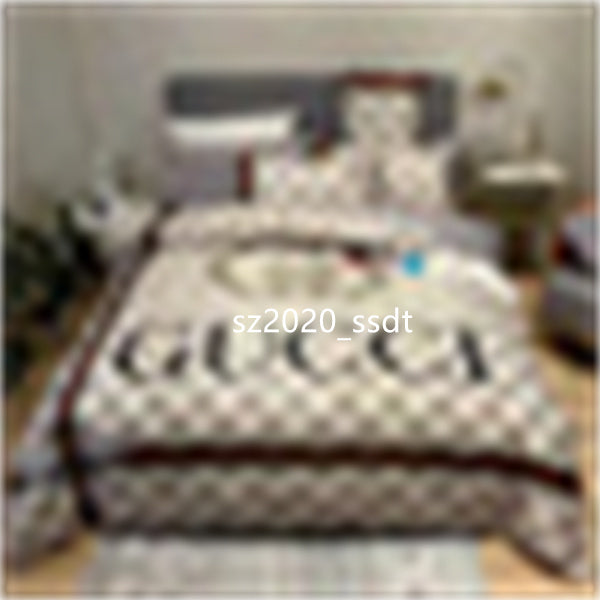 Luxury White Designer Bedding Sets Silk Queen King Size Duvet Cover Bed Sheet Fashion Summer Pillowcases