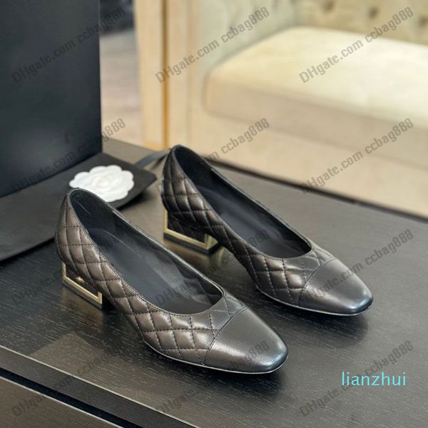 2024 Dress Shoe Designer Outdoor Leisure Shoe With Dust Bags