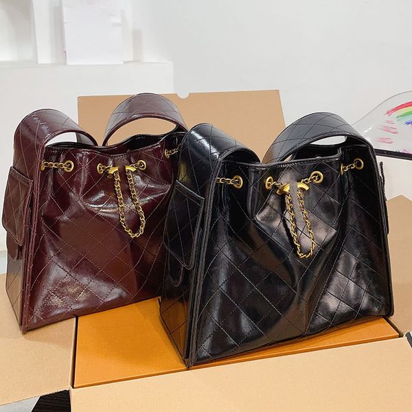 Fashion Bucket Bag Tote Bag Designer Handbag High Quality Womens Mens Large Capacity Shoulder Bags Classic Black Gold Leather Crossbody Bags