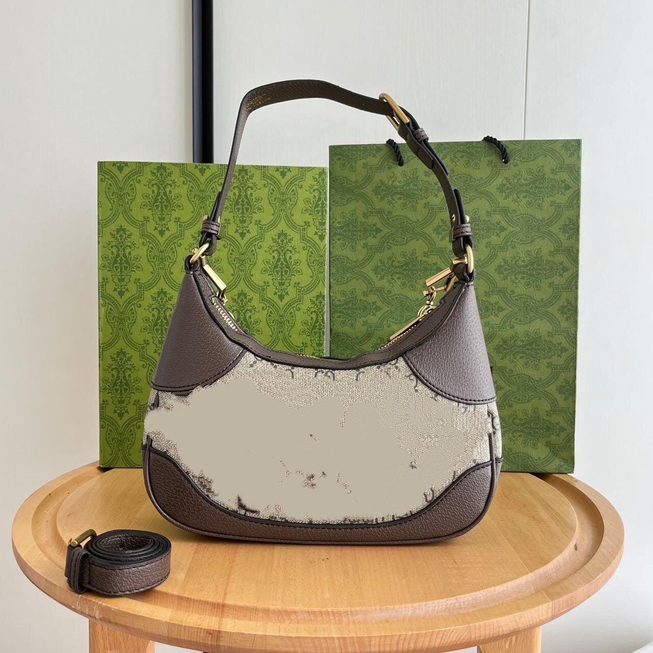 A539-AAA Small Fresh Lily Flower Cosmetic Bag - Portable Travel Skin Care Storage