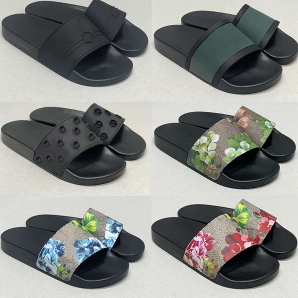 Designers Sandals Men Women Fashion Beach Shoes Classic Floral Brocade Slides Flats Leather Rubber Heatshoes Platform Flip Flops Gear Bottom