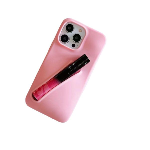 Lipstick Holder Designer Phone Cases for Apple iPhone 15 Promax Case 14 13 12 Pro 16 Luxury 3D Silicone Lipgloss Make-up Lens Bump Cosmetic