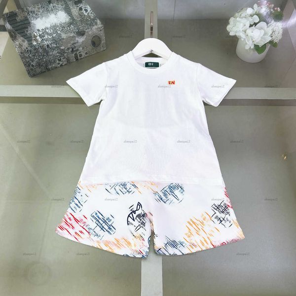 Luxury baby T-shirt set Summer two-piece child tracksuits kids designer clothes Short sleeved and Coloured stick print shorts