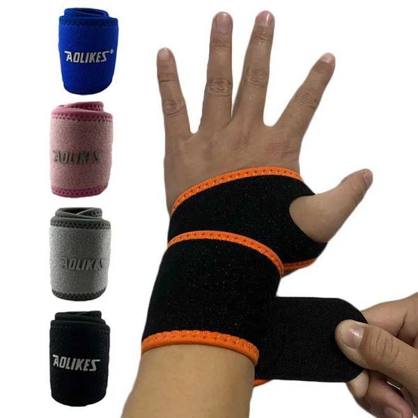 Wrist Support 1Pcs Sports Wristband Gym Strap Wrist Brace Support Hand Wraps Wrist Protector Compression Carpal Tunnel Wrist Band for Fitnes