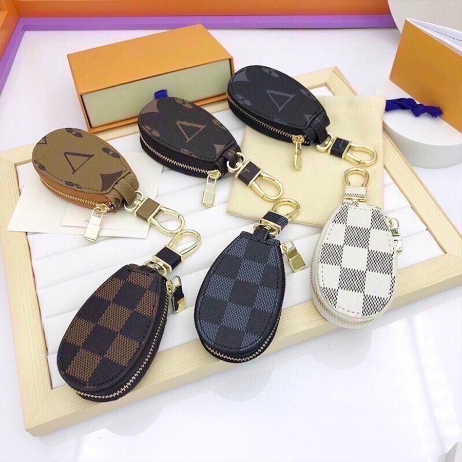 Designer Keychain Luxury Ornament Leather Car Key Pouch Mini Zipper Pouch Set Fashion Lanyards Car Keys Headphones Exquisite Three-dimensional Coupl