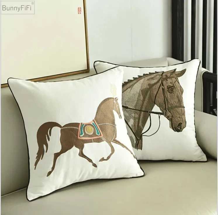 Luxurious China Art Horse Embroidery Cushion Cover Home Decoration Cotton Canvas Geometric Pillow Cover 45x45cm Sofa PillowCase D2509051
