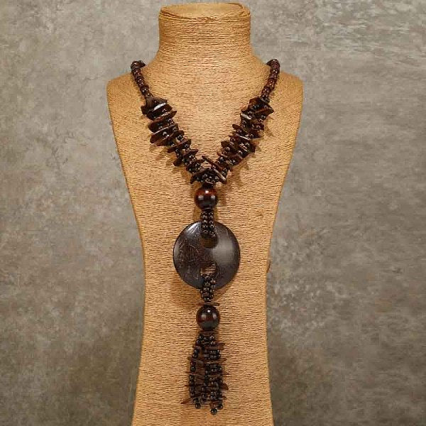 Collares con borlas colgantes de cuentas de coco natural de estilo bohemio para mujer