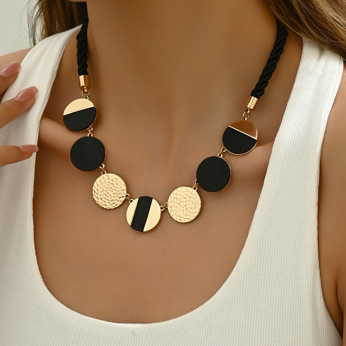 TEMU Vintage-inspired Black Round Beating Plate Necklace - Alloy, Geometric Beads, Casual Attire Or Vacation, Vacation Accessory|vintageinspired