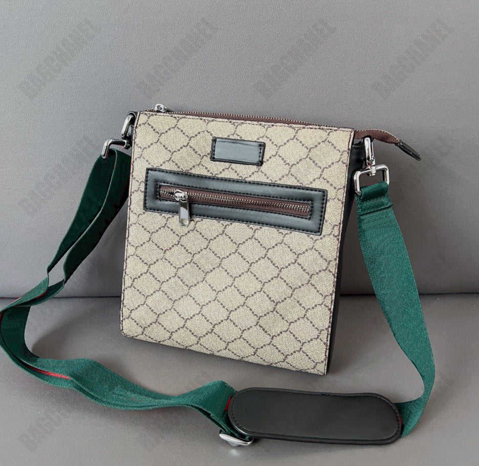 Luxury designer shoulder bag mens briefcase chest bags cross body classic double letter design mailman handbag