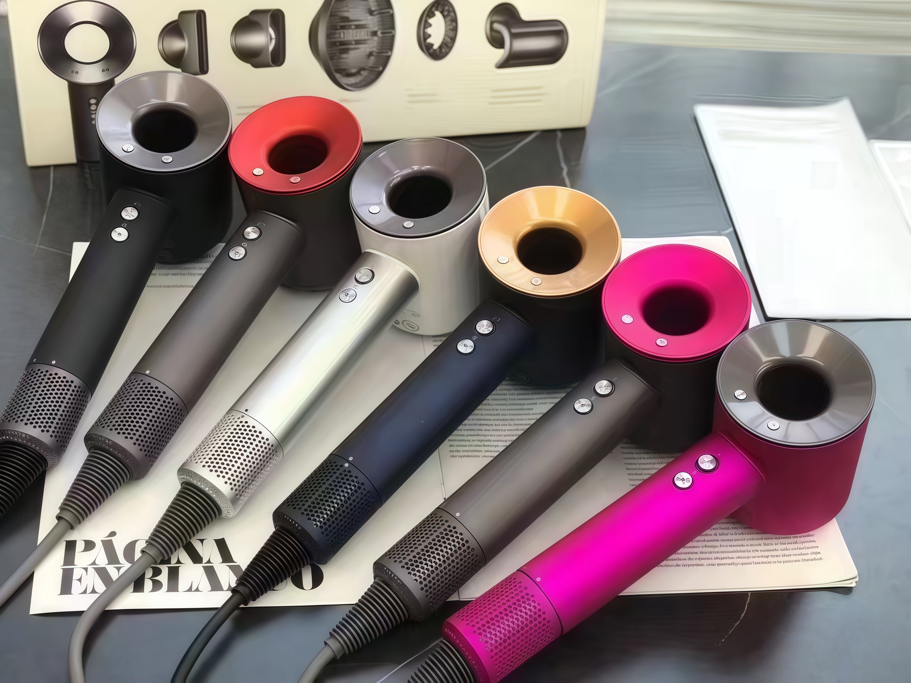 Hair dryer 5 in 1 Professional negative ion leafless hair care dryer to reduce frizzy hair Powerful hot and cold air constant temperature hair salon