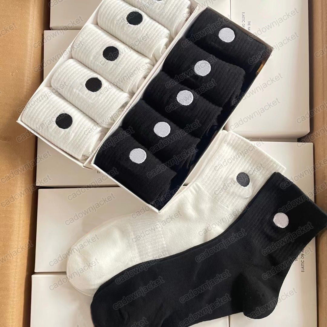 All-Season Men&#039;s-Womens Athletic Crew Socks Soft Breathable Fabric w- Elegant Outerwear Detail yoga Socks