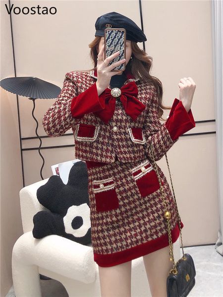 Womens Knits Tees Autumn Winter Elegant Tweed Plaid Skirt Sets Women Sweet Chic Pearl Bow Woolen Jackets Mini Skirts Suit Korean Female Outf