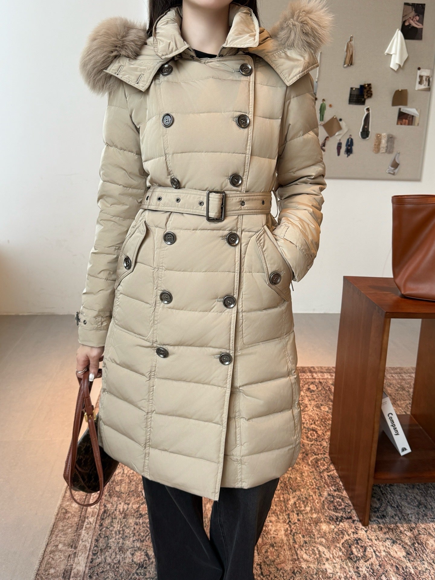 Womens Luxury Mid Long Down Jacket Lightweight Warm Slim Fit Fashion Outerwear Natural White Down Filling High Quality Elegant Winter Coat Women Puf