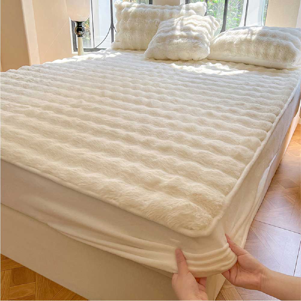 Plush Bubble Skin-Friendly Warm Fitted Sheet Mattress Cover, White - California King(1 pc)