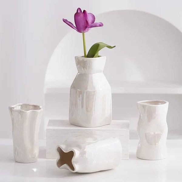 Vases Luxury Creative Ceramic Mini Vases Water-raised Flowers Dried Flowers Nordic Living Room Flower Arrangement Vase Home Decoration J2405