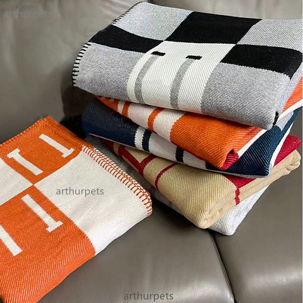 Thick Letter Cashmere Designer Blanket Home Sofa blanket Wool Woolen Blanket Shawl Scarf Bed Decoration Throw Cape fleece throw blanket wint