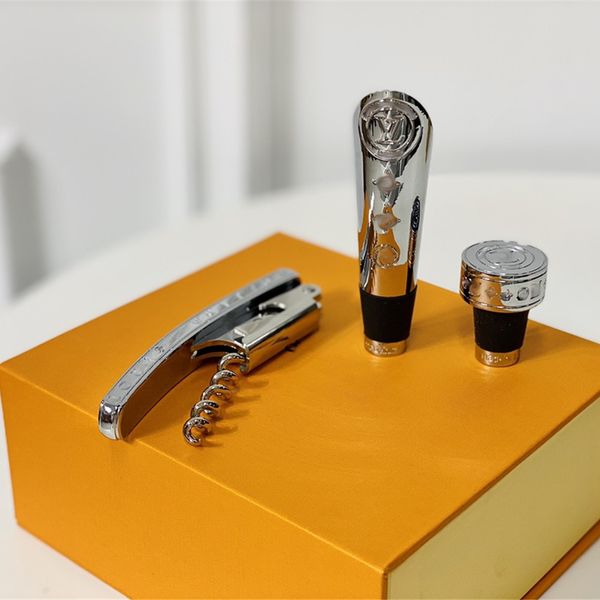 Monogram Bottle Opener Stopper Pourer Openers Camp Kitchen Red Wine Alcohol Tools Hippocampal knife Practical Screwdriver Corkscrew Accessor