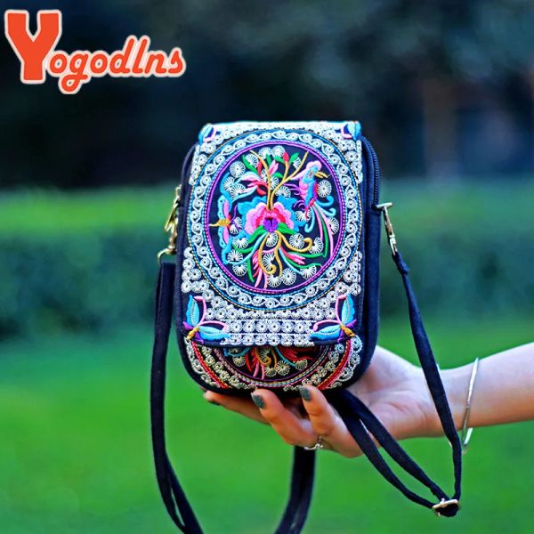 Women Shoulder Bag Travel Pouch Vintage Floral Embroidered Crossbody Zip Bag Embroidered Mobile Phone Bag Small Handbag