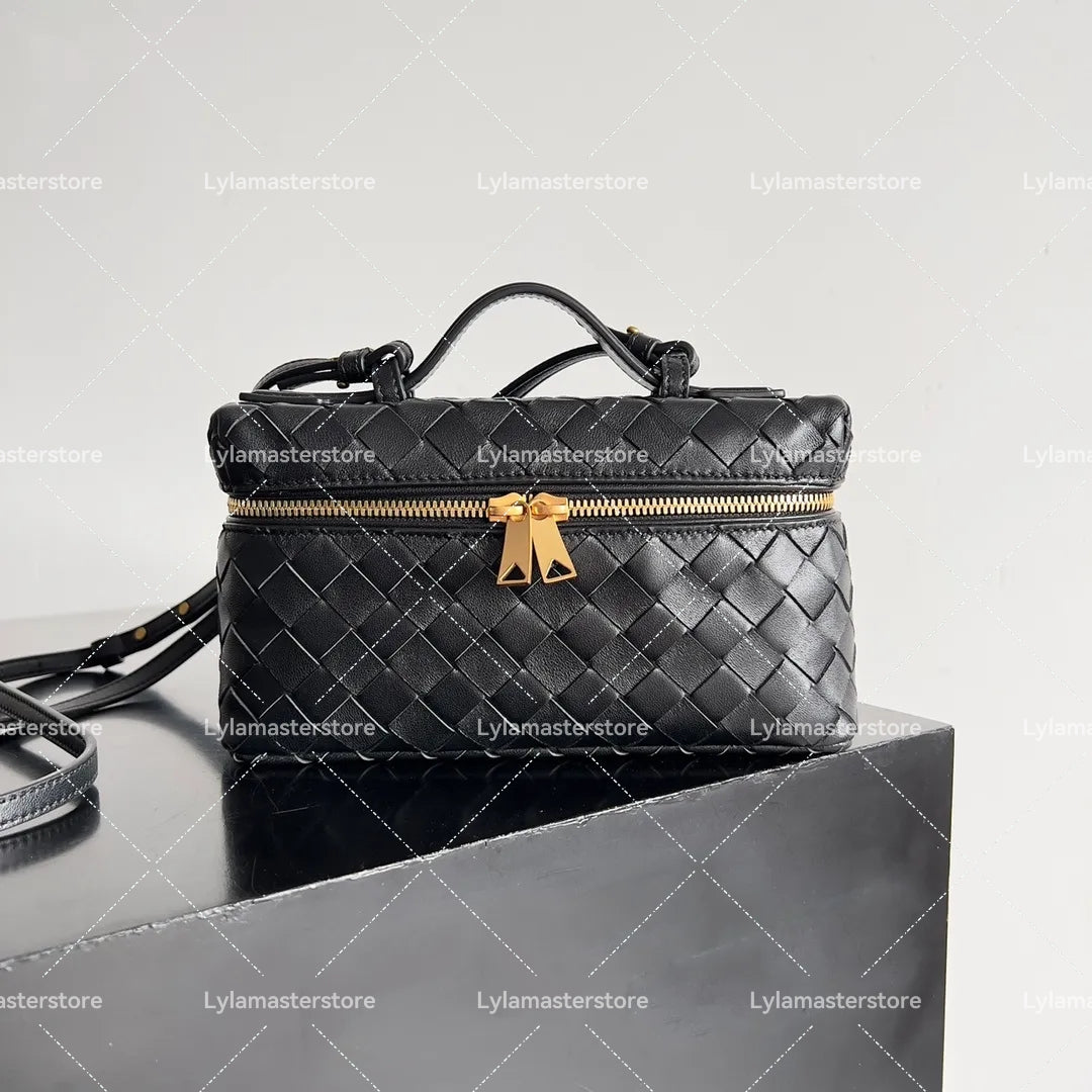 Master quality designer cosmetic bag: cowhide crossbody handbag knitted women&#039;s bag with rope box in multiple colors